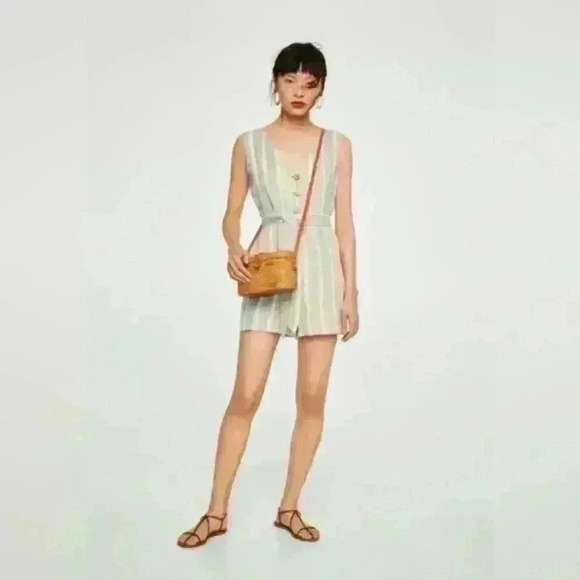 MANGO Striped Linen Jumpsuit Gray White Belted Romper Pockets Sleeveless Size M - Picture 3 of 9